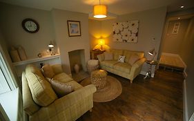 Banwell - 4 Bedroom Cotswold Cottage, Oxfordshire